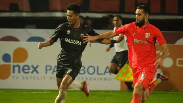 Madura United Kalah Atas Borneo FC, Fabio Tetap Puji Fisik Pemain - GenPI.co JATIM