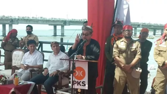 Habib Salim Punya Pandangan Lain Soal Koalisi PDIP dengan PKS - GenPI.co JATIM