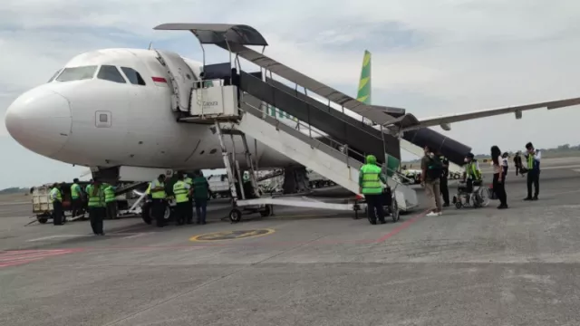 Pesawat Citilink Kembali Mendarat di Bandara Juanda, ini Penyebabnya - GenPI.co JATIM