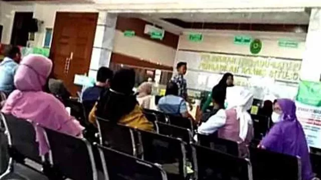 Kasus Perceraian di Situbondo Naik, Banyak Janda Baru - GenPI.co JATIM Kasus Perceraian di Situbondo Naik, Banyak Janda Baru - GenPI.co JATIM
