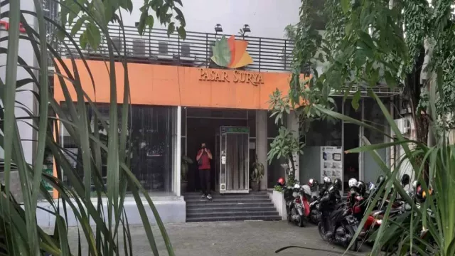 PD Pasar Surya Surabaya Buat Terobosan, Bantu Pedagang Hingga UMKM - GenPI.co JATIM