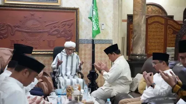 Bertemu Rais AaM PBNU, Prabowo Tegaskan Bukan Restu Maju Pemilu 2024 - GenPI.co JATIM