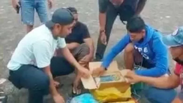 Polisi Mengamankan Ribuan Detonator Bom Ikan di Pelabuhan Situbondo - GenPI.co JATIM
