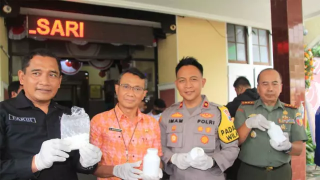 Kronologi Penangkapan 3 Orang Pengedar Pil Koplo Surabaya, Berawal Kecurigaan - GenPI.co JATIM