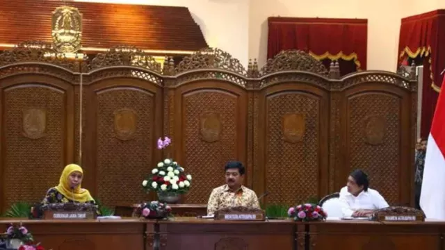 Solusi Sengketa Tanah Menteri ATR di Surabaya, Buat Warga Kecewa, Ini Sebabnya - GenPI.co JATIM