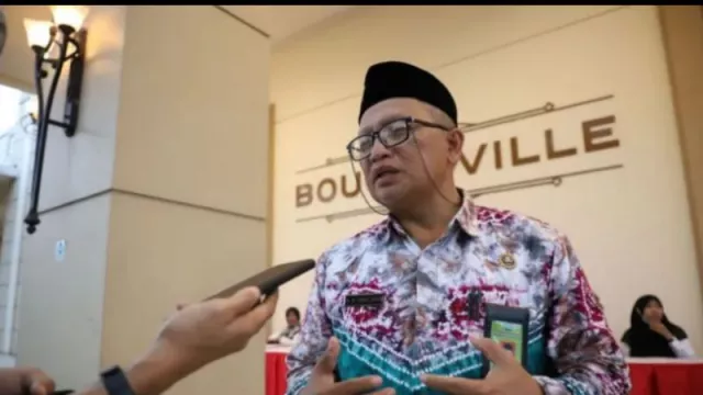 Gaji Guru Agama di Surabaya Naik, Cair 3 Bulan Sekali - GenPI.co JATIM