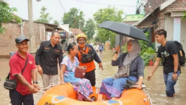 Tanggul Sungai di Mojokerto Jebol, Ratusan Rumah dan Sawah Tergenang Banjir - GenPI.co JATIM