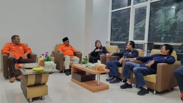 NasDem dan PKS Jatim Bertemu, Sepakat Menangkan Anies Baswedan - GenPI.co JATIM