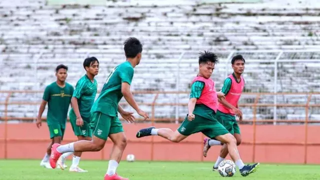 Persebaya Surabaya Latihan Perdana, Pemain Belum Lengkap - GenPI.co JATIM