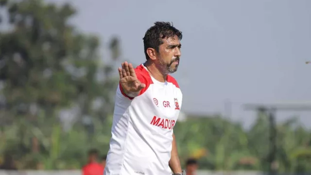 Cerita Gerson Rodrigues Jadi Pelatih Kiper Madura United, Sudah Tak Sabar! - GenPI.co JATIM