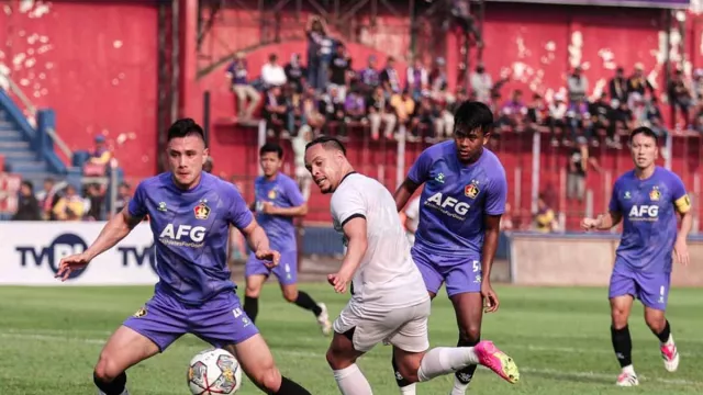 Tiket Liga 1 Persik Kediri vs Arema FC Ludes Terjual - GenPI.co JATIM