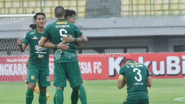 Link Live Liga 1 Persebaya Surabaya vs Persita Tangerang, Jangan Terlewatkan - GenPI.co JATIM