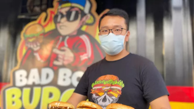 Rindu Burger Australia, Yonardi Lahirkan Bad Boys Burger - GenPI.co JATIM