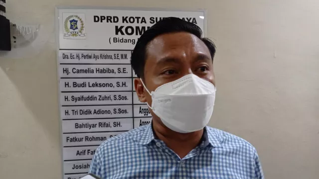 Menohok, Legislator Surabaya ini Singgung Julukan Hutan Reklame - GenPI.co JATIM