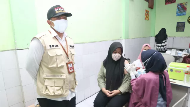 Kota Malang Tunggu Regulasi Vaksin Booster - GenPI.co JATIM