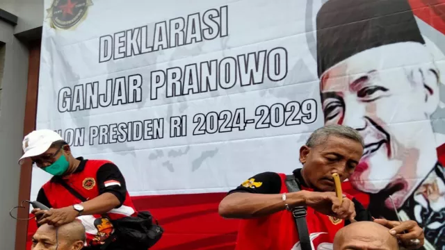 Gema Nusantara Cukur Gundul, Deklarasi Dukung Ganjar Pranowo - GenPI.co JATIM