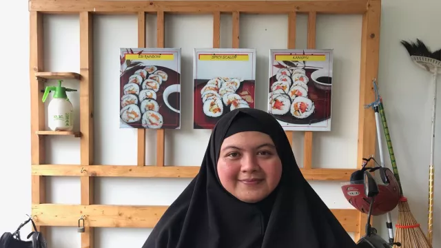 Kisah Pemilik SushiBoks, Bisnis Sampingan yang Kini Raup Cuan - GenPI.co JATIM