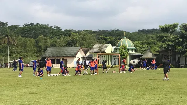 Aremania Punya Harapan Setinggi Langit untuk Singo Edan - GenPI.co JATIM