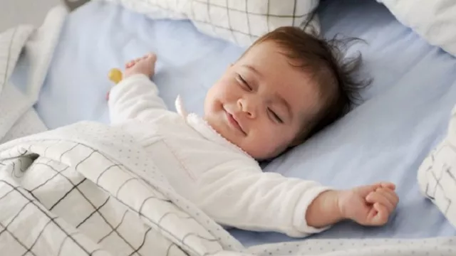 Bayi Baru Lahir Ternyata Sering Tidur, Ketahui Penyebabnya - GenPI.co JOGJA