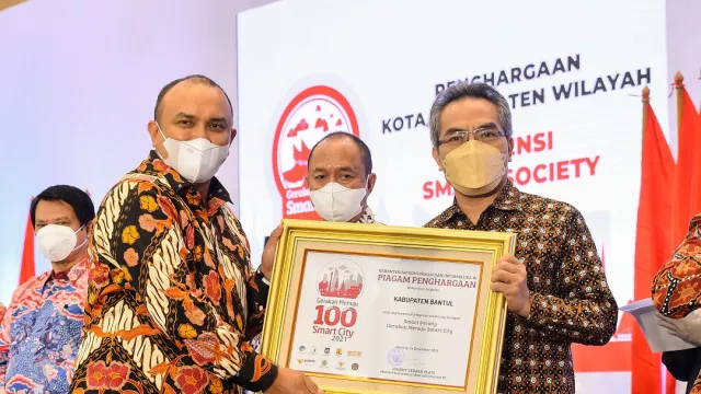 Lewat Smart Society, Bantul Dapat Penghargaan dari Kemenkominfo - GenPI.co JOGJA