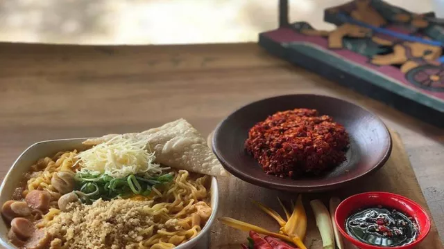 Warung Mielenial di Sleman, Lezatnya Mie dengan Topping Istimewa - GenPI.co JOGJA Warung Mielenial di Sleman, Lezatnya Mie dengan Topping Istimewa - GenPI.co JOGJA