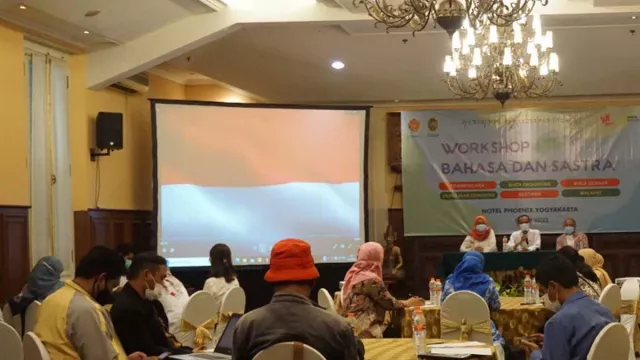25 Warga Kota Yogyakarta Dilatih Menulis Dongeng, Ini Tujuannya - GenPI.co JOGJA