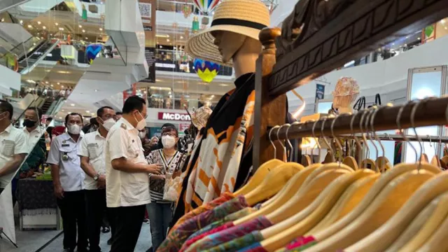 Jogja Gumregah Digelar di Malioboro Mal Yogyakarta - GenPI.co JOGJA Jogja Gumregah Digelar di Malioboro Mal Yogyakarta - GenPI.co JOGJA