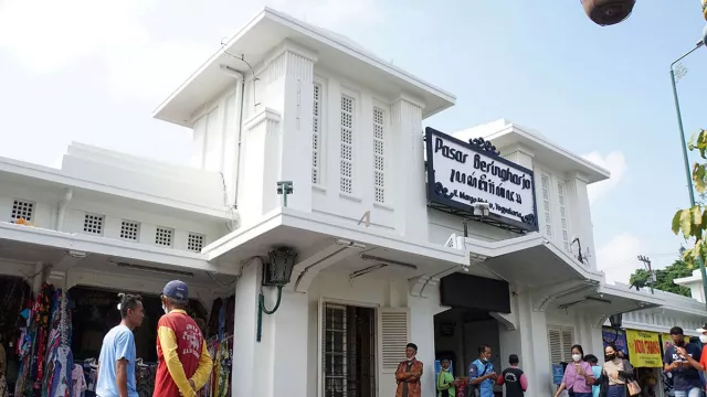 Pasar Beringharjo di Malioboro Yogyakarta Hadir dengan Wajah Baru - GenPI.co JOGJA