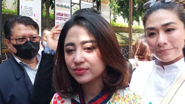 Dewi Perssik Kehabisan Kesabaran, Lontarkan Kemarahan - GenPI.co JOGJA
