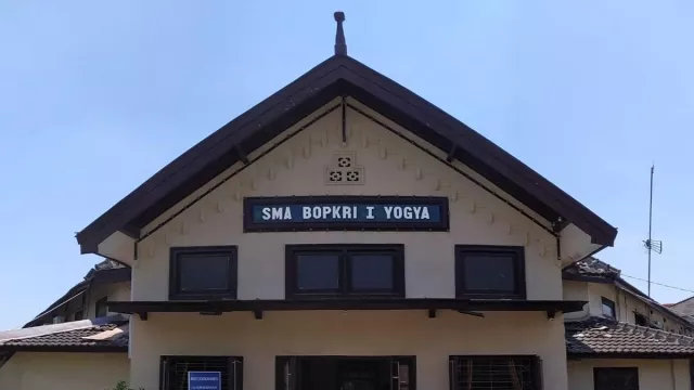 3 Alumnus Top SMA Bopkri 1 Yogyakarta, Ada Ganjar Pranowo! - GenPI.co JOGJA