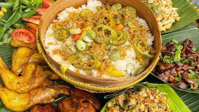 Kuliner Lezat di Lalawuh Sunda Yogyakarta, Cobain Yuk! - GenPI.co JOGJA Kuliner Lezat di Lalawuh Sunda Yogyakarta, Cobain Yuk! - GenPI.co JOGJA