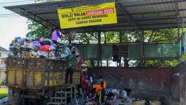 Nol Sampah Anorganik di Yogyakarta Berlaku, Petugas Masih Persuasif - GenPI.co JOGJA