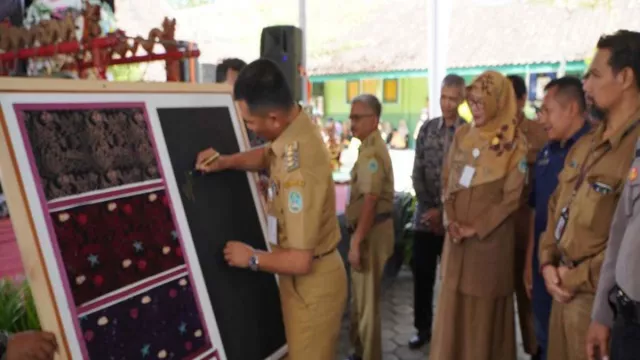SD di Gunungkidul Luncurkan Produk Batik Motif Umbul Udadi - GenPI.co JOGJA