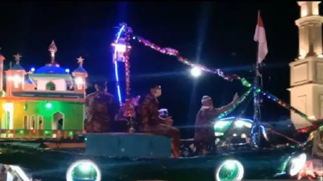 Malam Lebaran, Kayong Utara Disemarakkan Festival Pawai Takbir - GenPI.co KALBAR