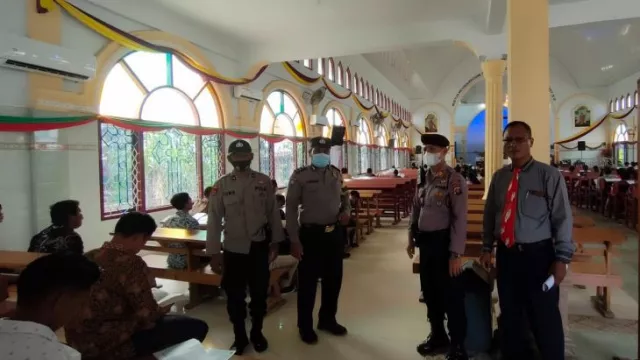 Ratusan Polisi Diturunkan pada Hari Kenaikan Yesus Kristus - GenPI.co KALBAR