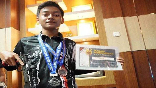 Arvin, Harumkan Nama Kalbar di Kejuaraan Menembak Nasional - GenPI.co KALBAR