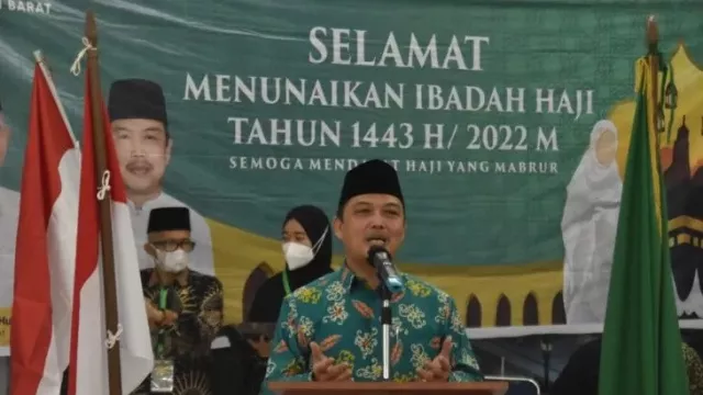 Lepas Calon Haji Kalbar, Norsan Minta Jemaah Fokus Beribadah - GenPI.co KALBAR
