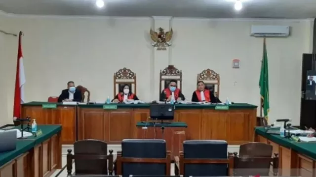 Kasus MTs Ma'arif NU, Dedeng Alamsyah Divonis 5,6 Tahun Penjara - GenPI.co KALBAR