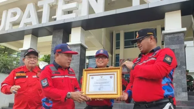 Kubu Raya Kabupaten Pertama Pembentuk Relawan Pemadam Kebakaran - GenPI.co KALBAR
