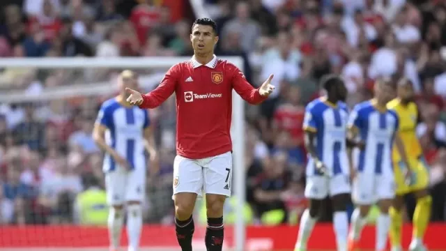 Akhirnya, Manchester United Buka Peluang Lepas Cristiano Ronaldo - GenPI.co KALBAR
