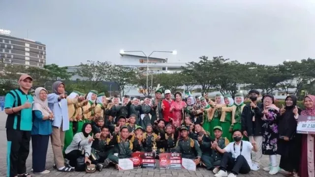 Kompetisi Drum Band Meriahkan Hari Jadi Kota Singkawang - GenPI.co KALBAR