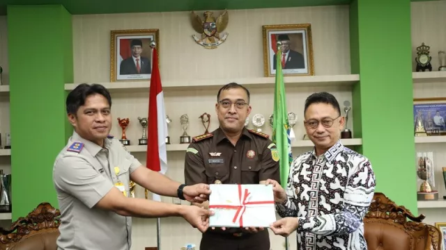 Kejari Pontianak Bantu Pemkot Selamatkan Aset Daerah - GenPI.co KALBAR