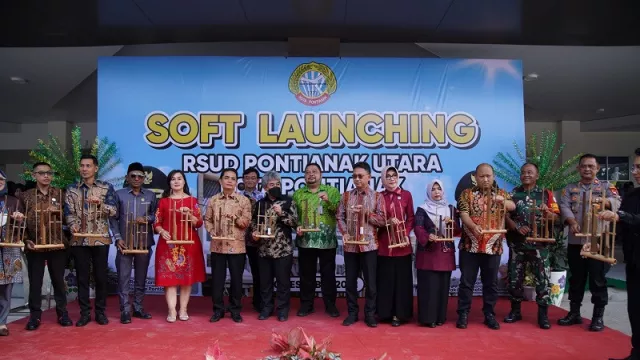 Soft Launching RSUD Pontura, Edi Minta Petugas Layani Pasien dengan Ramah - GenPI.co KALBAR
