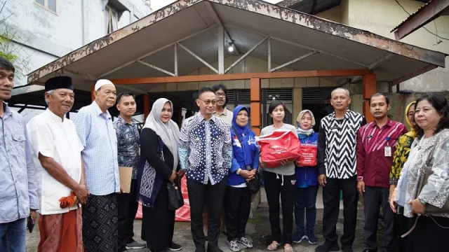Wali Kota Pontianak Serahkan Bantuan Korban Kebakaran di Jalan Prof Dr Hamka - GenPI.co KALBAR