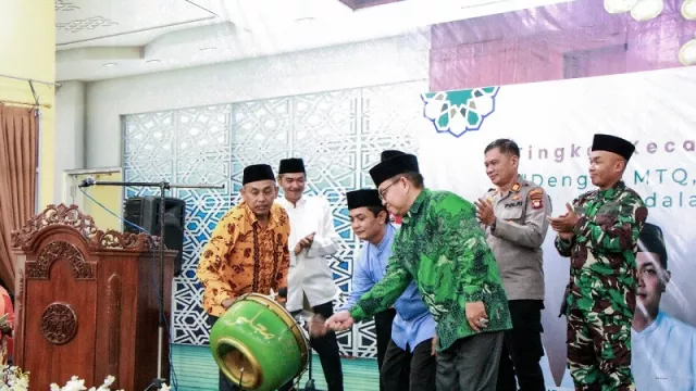 MTQ Jadi Filter Dampak Negatif Kemajuan Teknologi Informasi - GenPI.co KALBAR MTQ Jadi Filter Dampak Negatif Kemajuan Teknologi Informasi - GenPI.co KALBAR