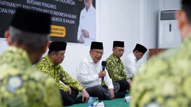 Ketum DMI Jusuf Kalla Ajak Pengurus Makmurkan Jemaah Masjid - GenPI.co KALBAR