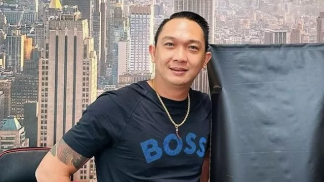 Jhon LBF Digugat Cerai Istri Gegara 6 Bulan Tak Komunikasi - GenPI.co KALBAR