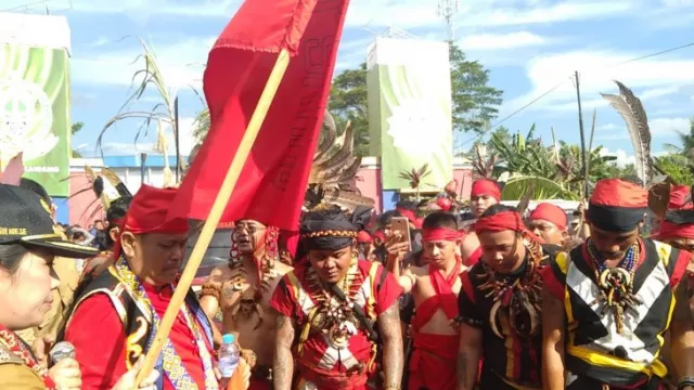 Gawai Dayak Naik Dango 2023 di Kota Singkawang Dikemas Lebih Menarik - GenPI.co KALBAR Gawai Dayak Naik Dango 2023 di Kota Singkawang Dikemas Lebih Menarik - GenPI.co KALBAR