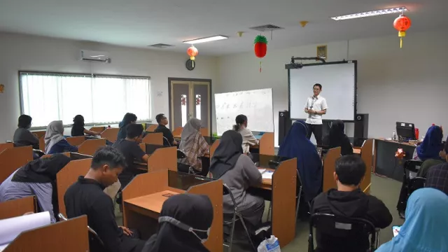 Layanan Gratis Kursus Bahasa Asing di Pontianak, Cukup Daftar Online - GenPI.co KALBAR