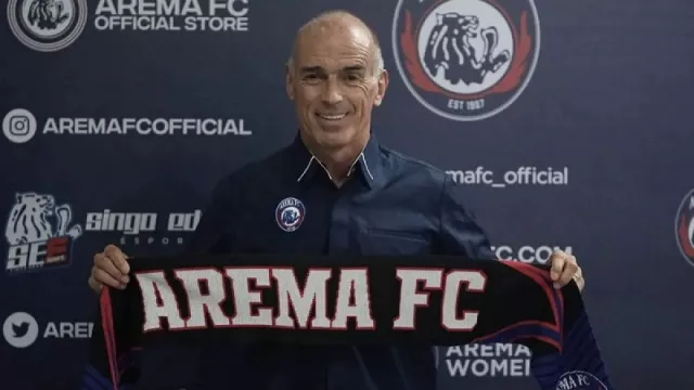 Fernando Valente Ditunjuk Jadi Pelatih Kepala Arema FC - GenPI.co KALBAR